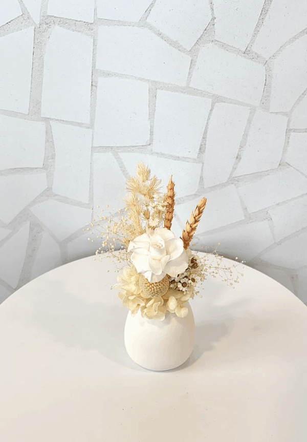 Mini Posy in Vase - Neutrals and Peaches