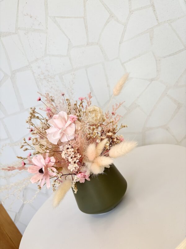 Olivia - Image 5
