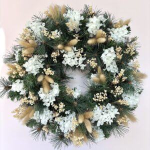 Luxe Neutrals Wreath with Lights